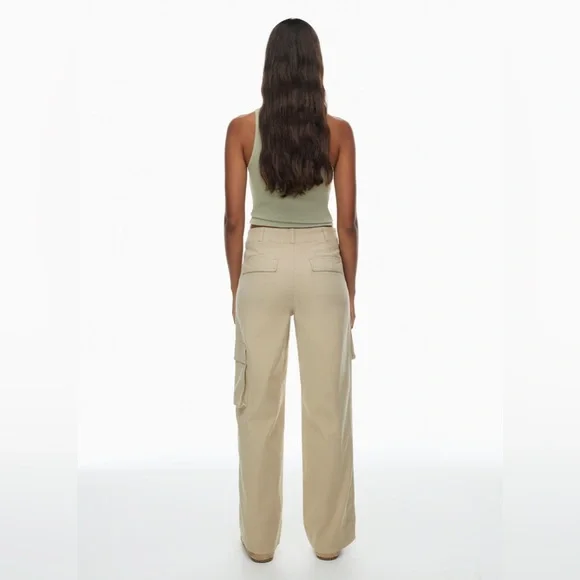 Aritzia TNA Picture Cargo Pant Beige Size 6 High Rise Utility - Picture 5 of 16